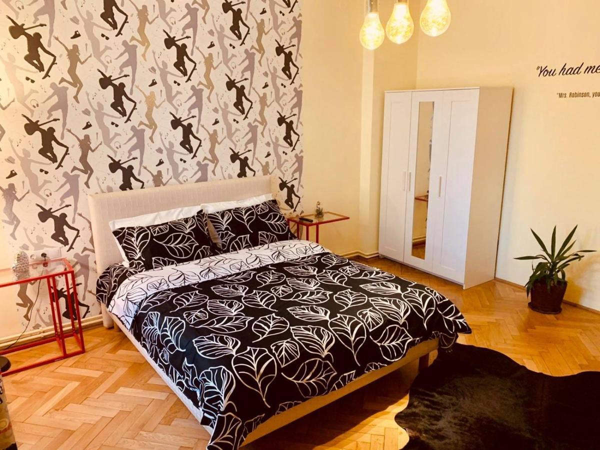 Cinematheque Ultracentral Apartment Sibiu Ngoại thất bức ảnh