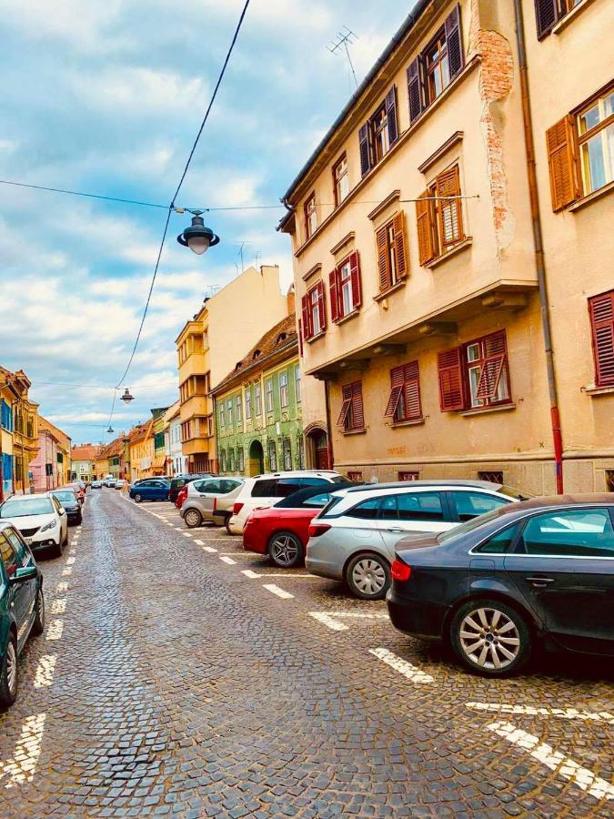 Cinematheque Ultracentral Apartment Sibiu Ngoại thất bức ảnh