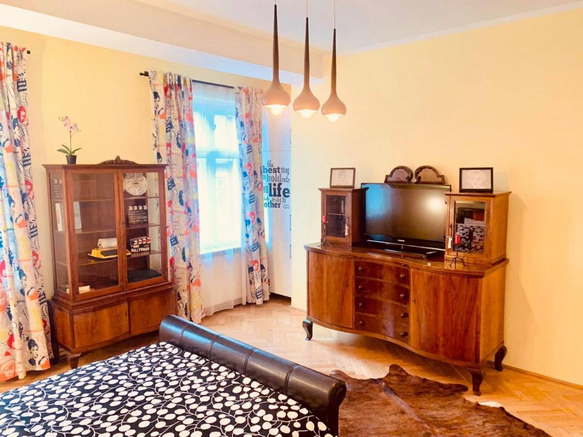 Cinematheque Ultracentral Apartment Sibiu Ngoại thất bức ảnh